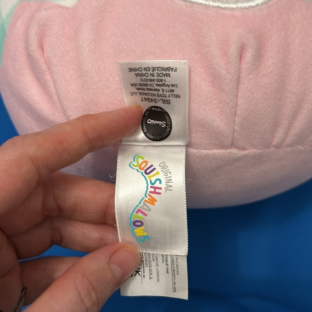 Original SquishMallows Cinnamon Roll Size 8 “ Inch Easter Themed NWOTS - Picture 4 of 6